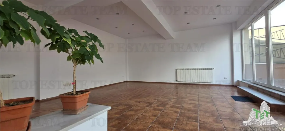 Villa de 6 Dormitorios en Venta, Ion Mihalache - Miciurin, Bucarest - foto 15