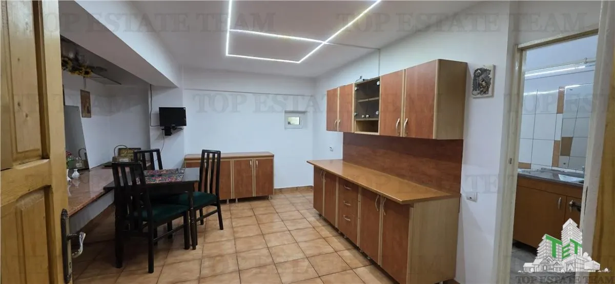 Villa de 6 Dormitorios en Venta, Ion Mihalache - Miciurin, Bucarest - foto 19