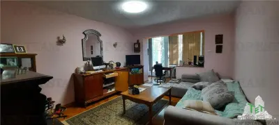 Three-Bedroom Apartment for Sale in Villa Pajura - Bucuresti