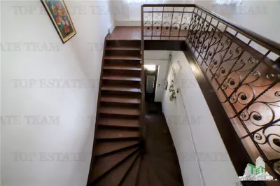 Four-Bedroom Apartment for Sale, Ultracentral Kogalniceanu, Courtyard & Attic - foto 9