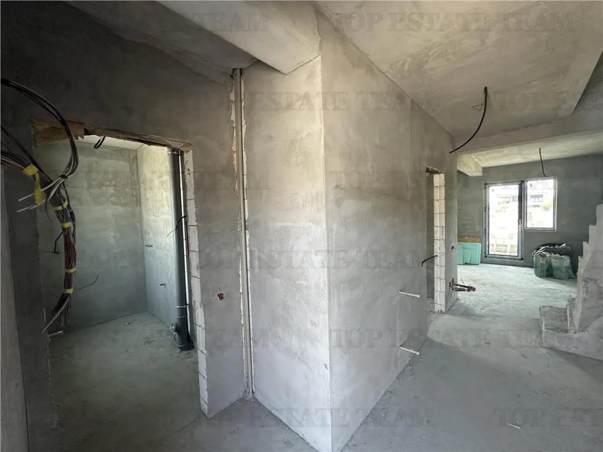 Detached Villa, 5 Bedrooms with Garage, All Utilities, 153 sqm, Bragadiru - foto 8
