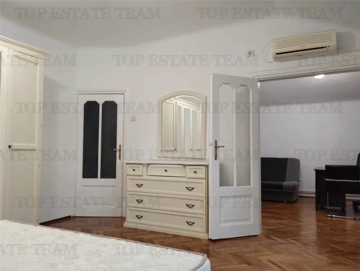 3-Bedroom Apartment for Rent in Villa, Newly Renovated, Balcony, Foisorul de Foc - foto 3