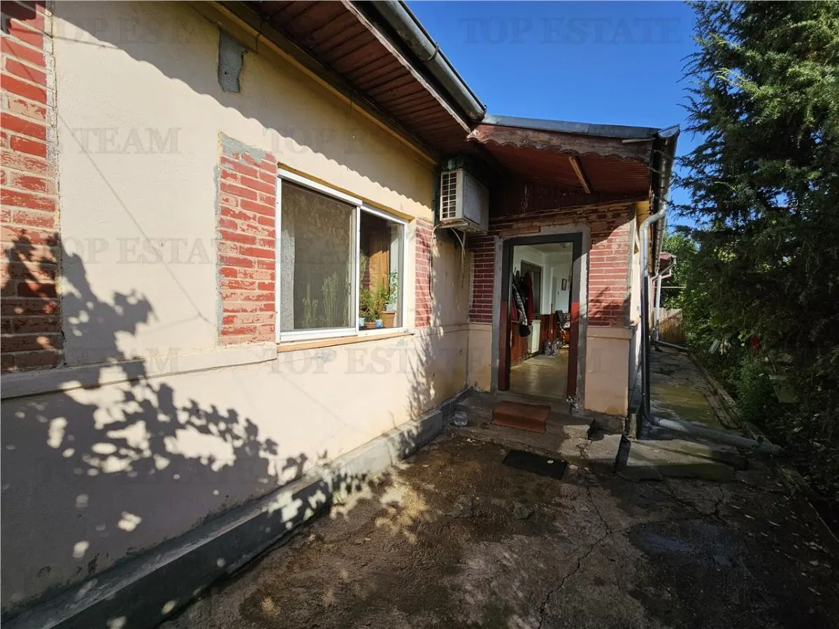 Casa en Patio con Terreno de 646 m² en Chiajna - foto 1