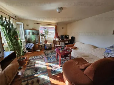 Casa en Patio con Terreno de 646 m² en Chiajna - foto 2