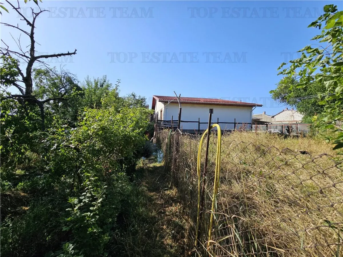 Casa en Patio con Terreno de 646 m² en Chiajna - foto 7
