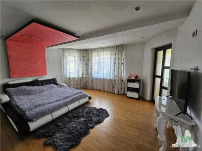 Villa Espaciosa con Salón de 65sqm, 300sqm Útiles en Bragadiru - foto 6