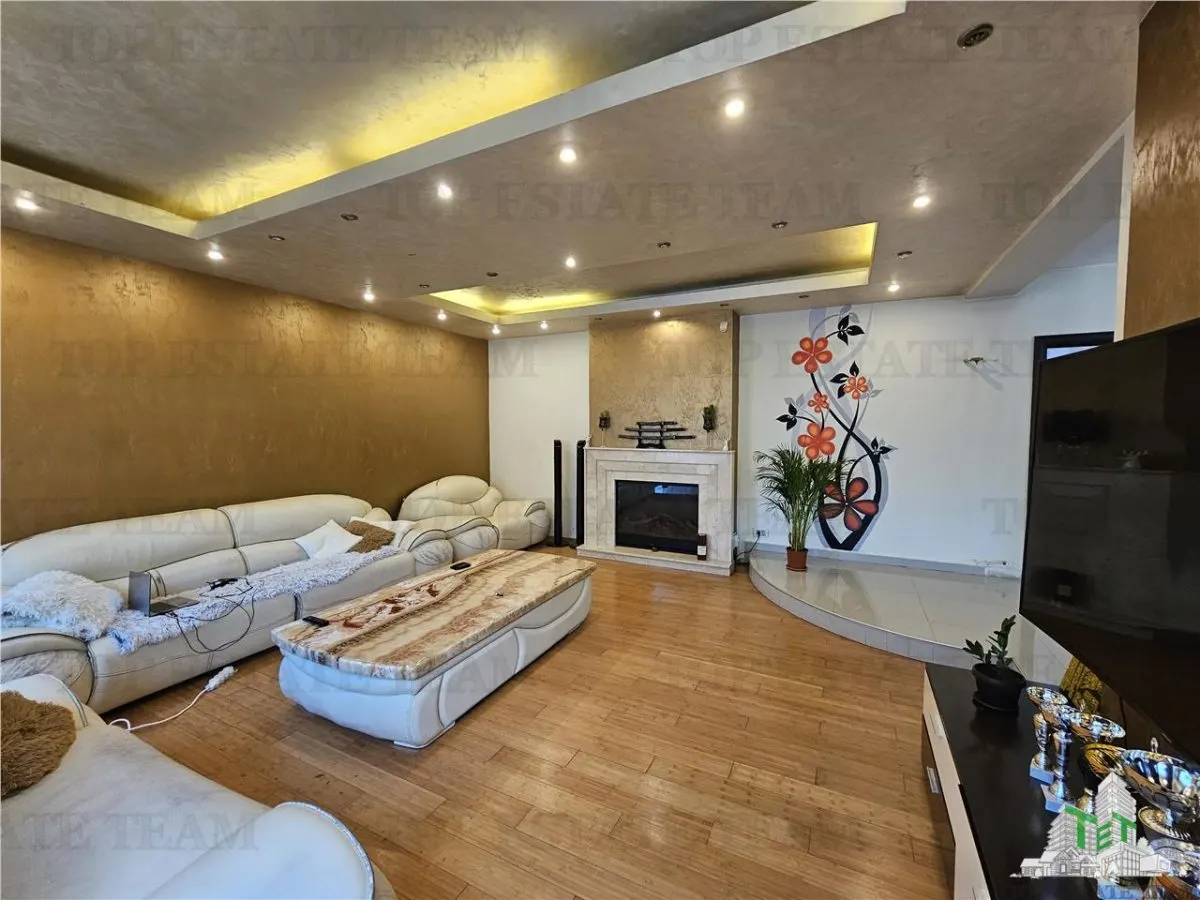 Villa Espaciosa con Salón de 65sqm, 300sqm Útiles en Bragadiru - foto 7
