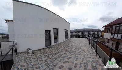 Villa Adaptée à Espace Commercial/Salle d'Événements à Bragadiru avec 5 Places de Parking - foto 12