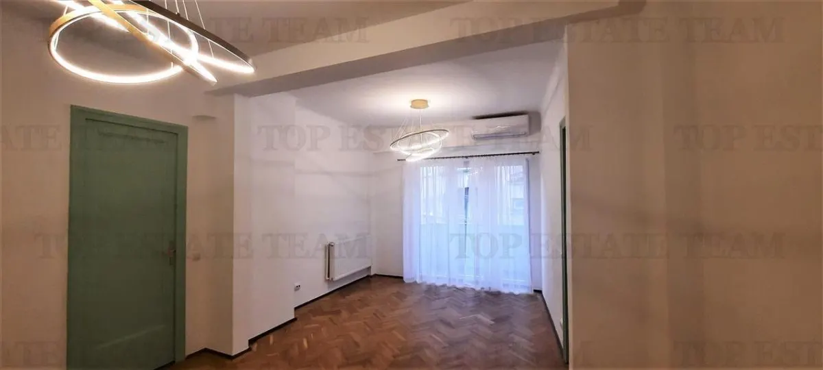 Appartement Deux Chambres, 84 m² utiles, Piata Victoriei, Bucuresti - foto 1