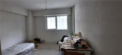 Three-Bedroom Apartment, First Floor, 1 Mai Square, Ion Mihalache - foto 4