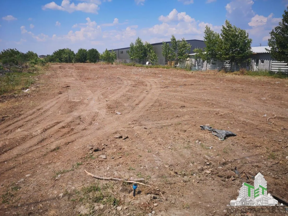 Terrain 3.096 m² Otopeni – Accès Route, Frontage 27m - foto 2