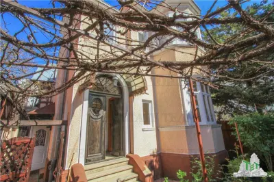 Charming Villa for Residential or Office Use, Calea Dorobanti - Bucuresti