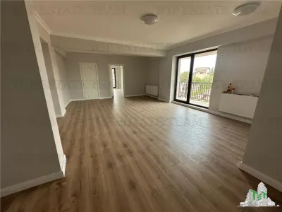 Two-Bedroom Apartment for Sale in Damaroaia - Bucuresti