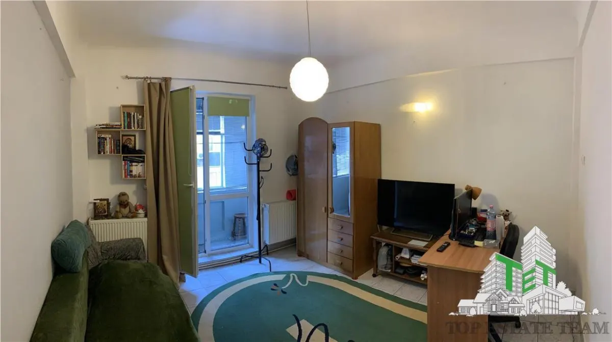 4-Bedroom Apartment, Universitate District - foto 2