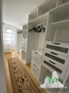 6-Bedroom Villa with Swimming Pool, 20 Minutes from Bucharest - foto 15