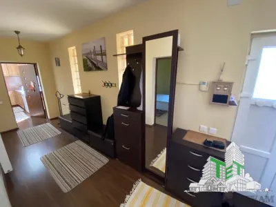 6-Bedroom Villa with Swimming Pool, 20 Minutes from Bucharest - foto 19