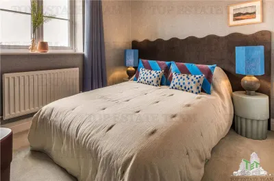 3-Bedroom House, Abbey Barn Park, Deangarden Reach, United Kingdom - foto 14