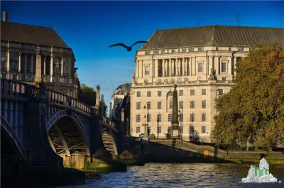 4-Bedroom Duplex, 9 Millbank, London, United Kingdom - Londra