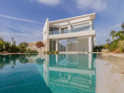 Villa en Venta en Paphos, Chipre - Coral Bay
