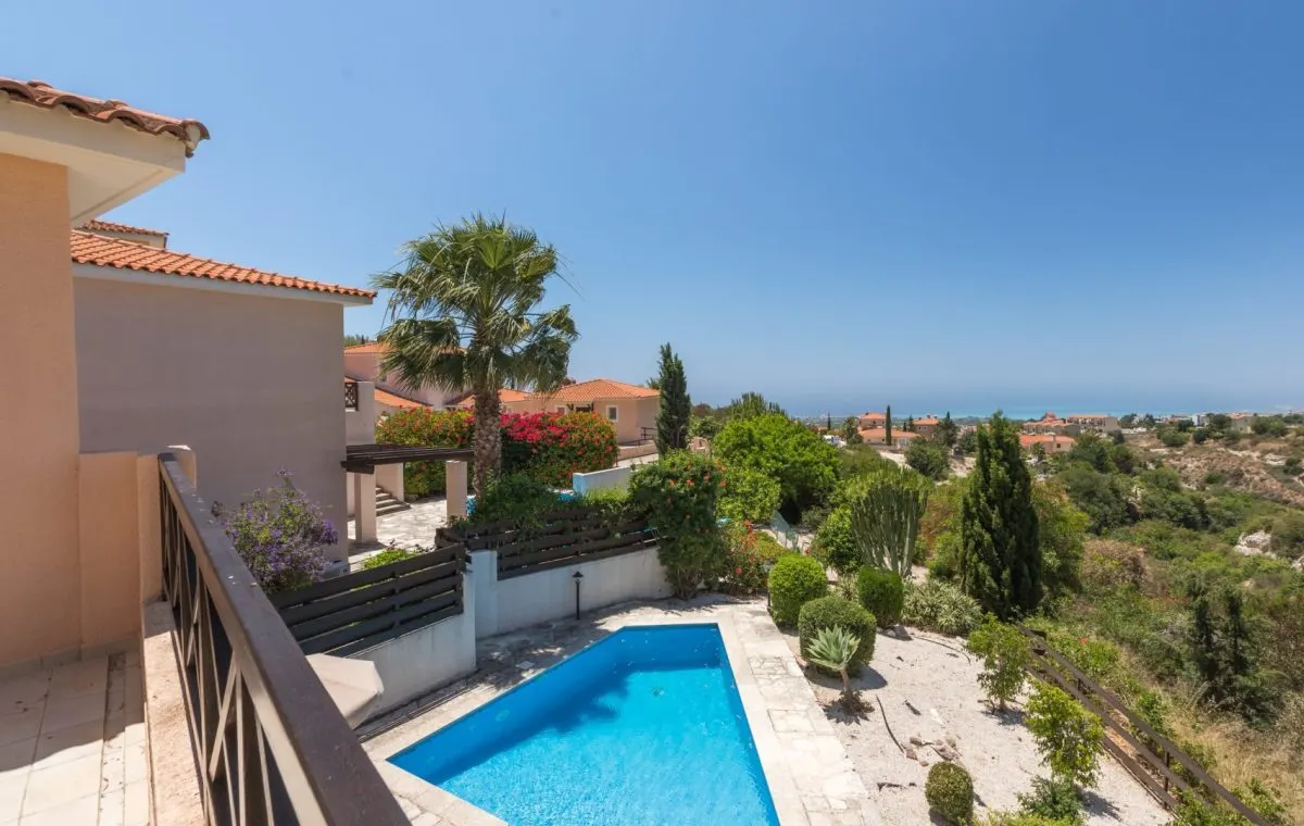 Villa for Sale in Paphos, Cyprus - foto 1