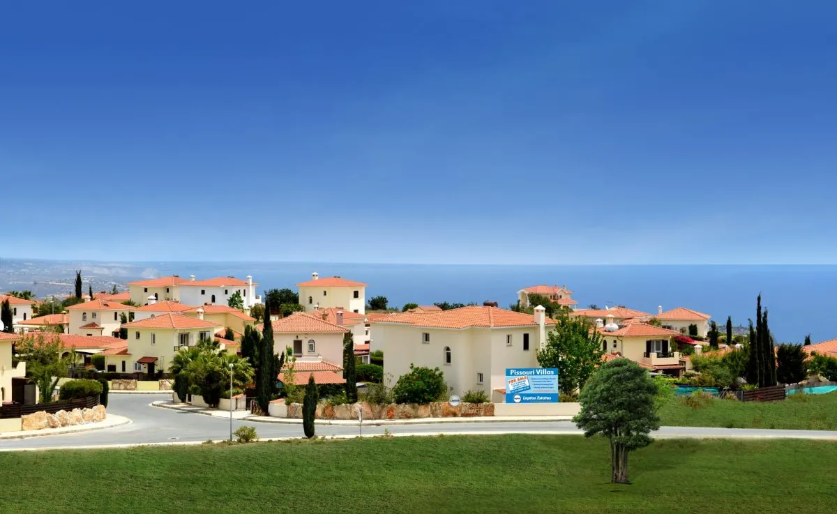 Villa for Sale in Limassol, Cyprus - foto 1