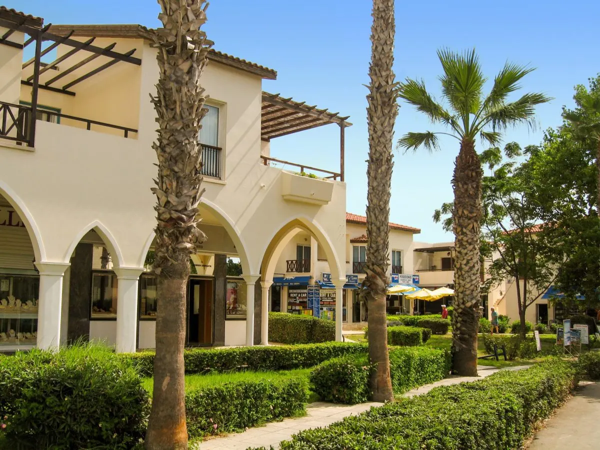 Commercial Space for Sale in Paphos, Cyprus - foto 8