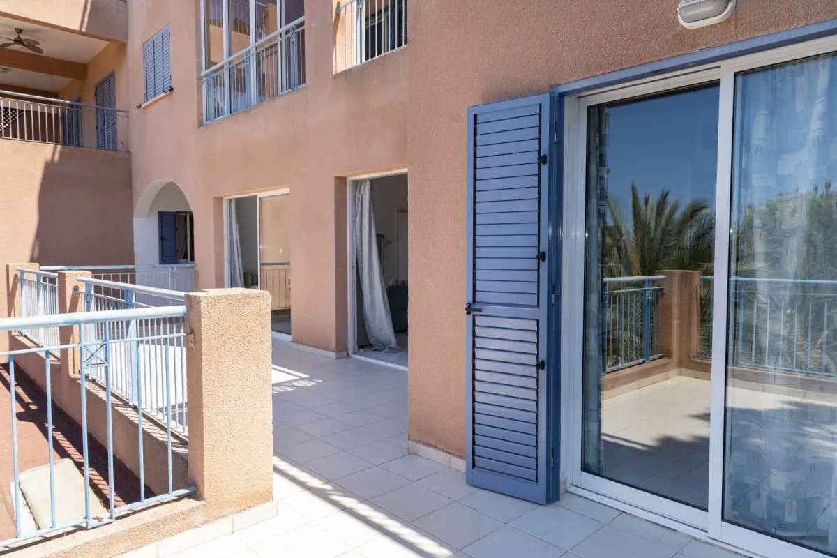Apartamento en Venta en Paphos, Chipre - foto 2