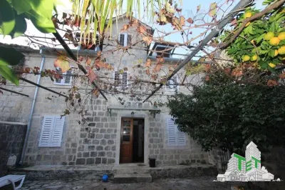 Villa for Sale in Kotor, Montenegro - foto 23