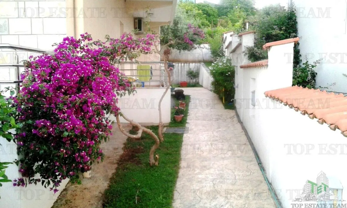 Apartamento en Venta en Herceg-Novi, Montenegro - foto 18