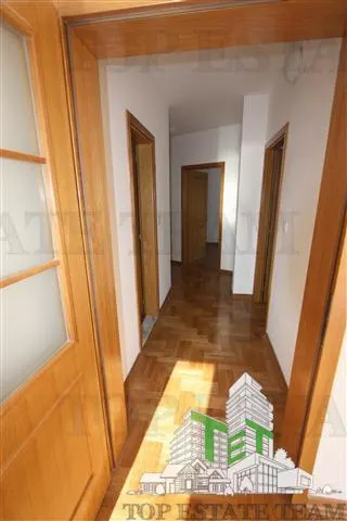 Apartamento en Venta en Herceg-Novi, Montenegro - foto 5