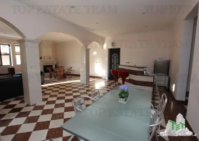 Villa en Venta en Kotor, Montenegro - foto 15
