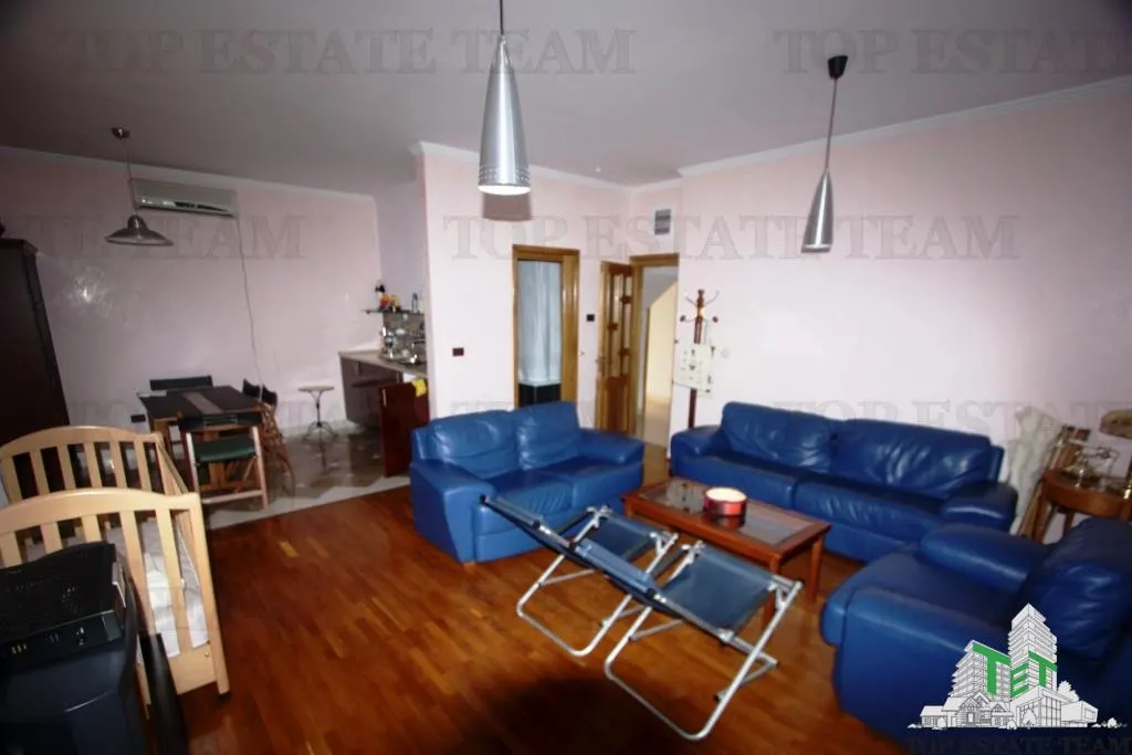 Villa en Venta en Kotor, Montenegro - foto 7