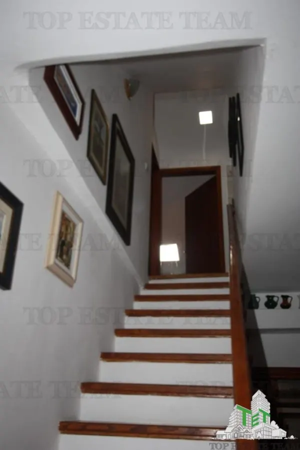 Apartment for Sale in Kotor, Montenegro - foto 2