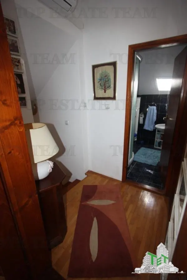 Apartment for Sale in Kotor, Montenegro - foto 4