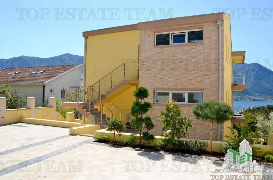 Apartment for Sale in Kotor, Montenegro - foto 7