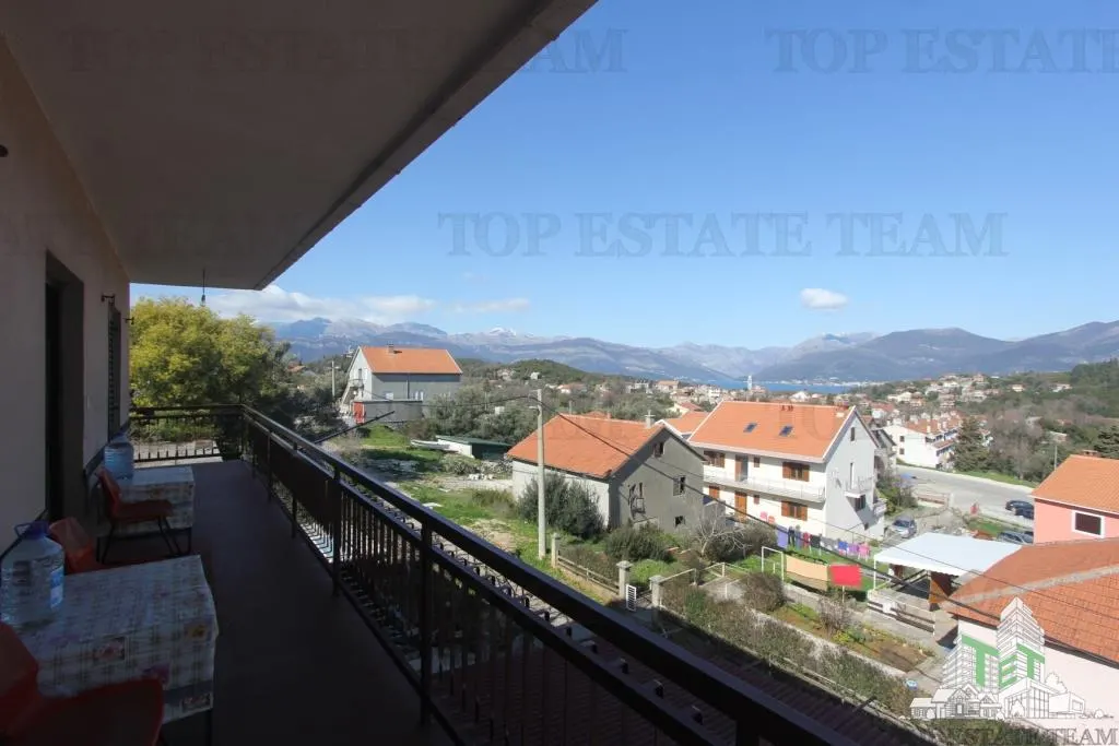 Villa à Vendre à Tivat, Monténégro - foto 3