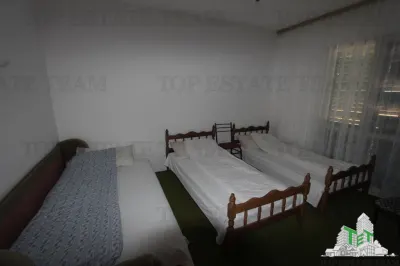 Villa à Vendre à Tivat, Monténégro - foto 5