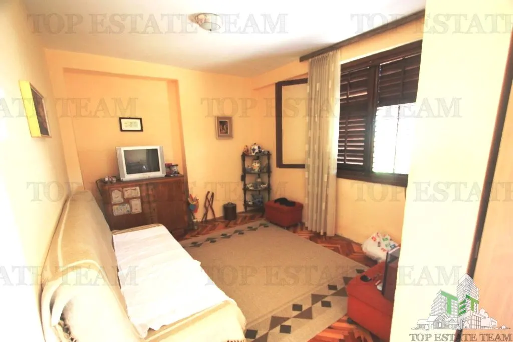 Villa en Venta en Budva, Montenegro - foto 5