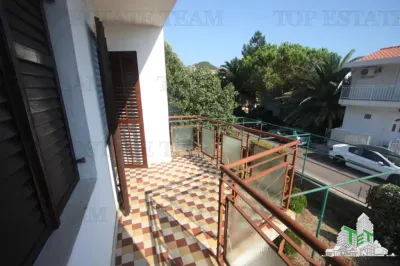Villa en Venta en Budva, Montenegro - foto 7