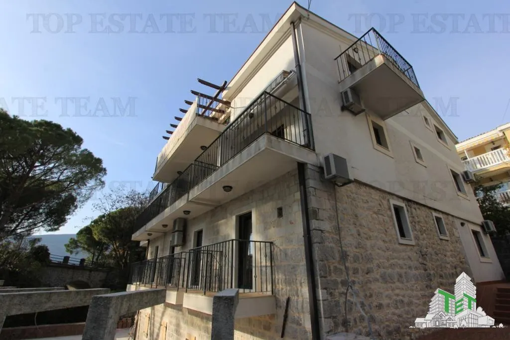 Hotel for Sale in Herceg-Novi, Montenegro - foto 1