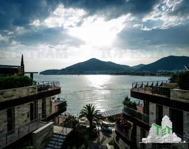 Apartamento en Venta en Budva, Montenegro - foto 2