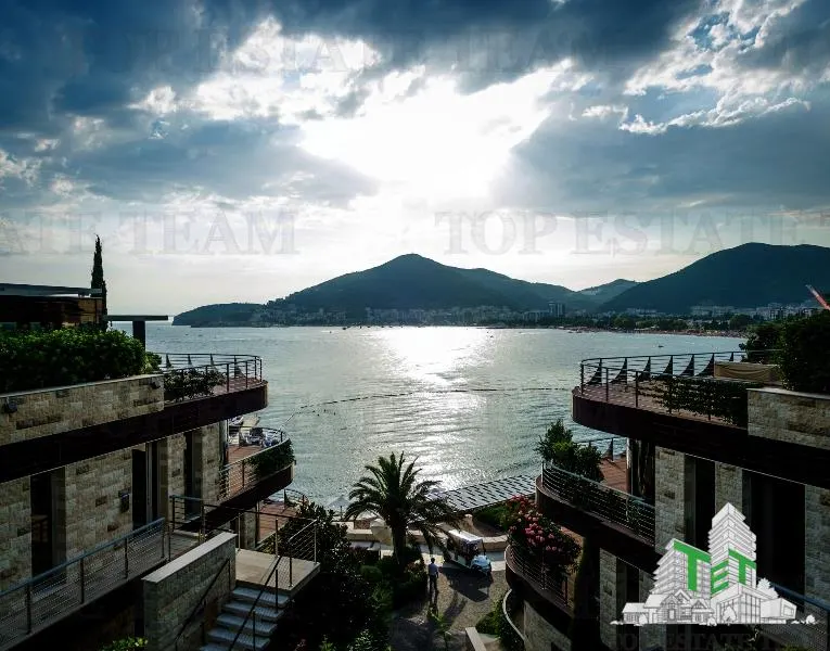 Apartamento en Venta en Budva, Montenegro - foto 2