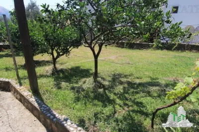 Villa en Venta en Budva, Montenegro - foto 2