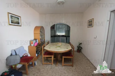 Villa en Venta en Budva, Montenegro - foto 7