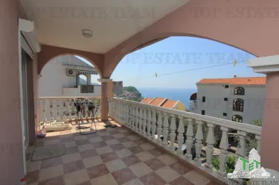 Villa en Venta en Budva, Montenegro - foto 8