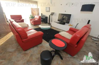Villa en Venta en Budva, Montenegro - foto 10