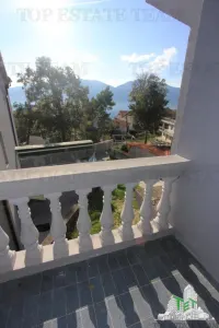 Villa à Vendre à Kotor, Monténégro - foto 8