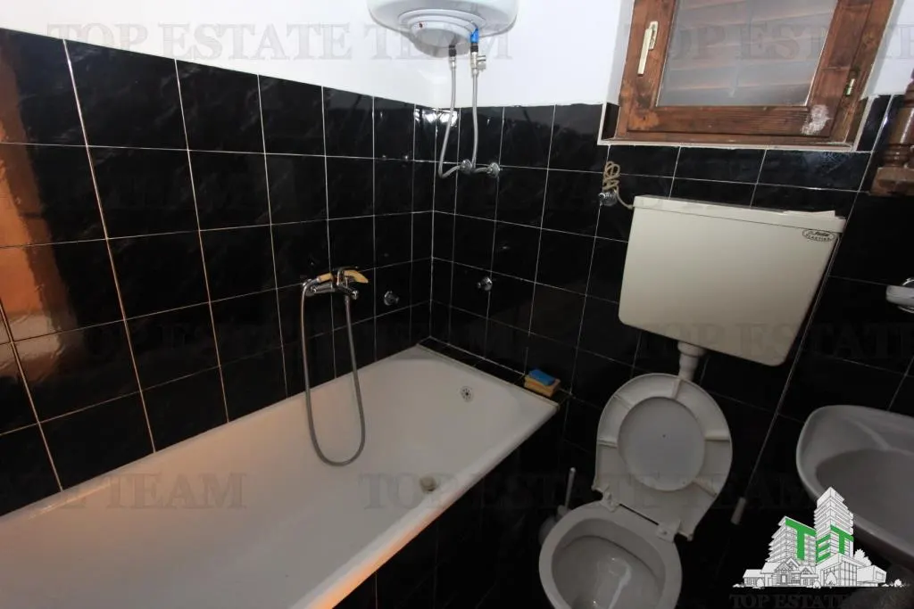 Villa à Vendre à Kotor, Monténégro - foto 10
