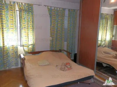 Apartment for Sale in Tivat, Montenegro - foto 6