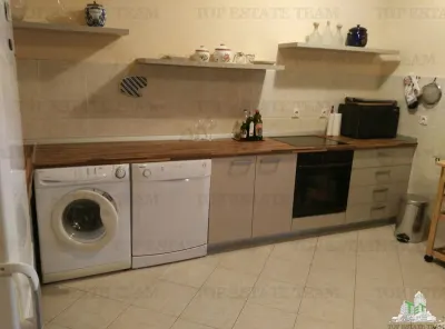 Apartment for Sale in Tivat, Montenegro - foto 7
